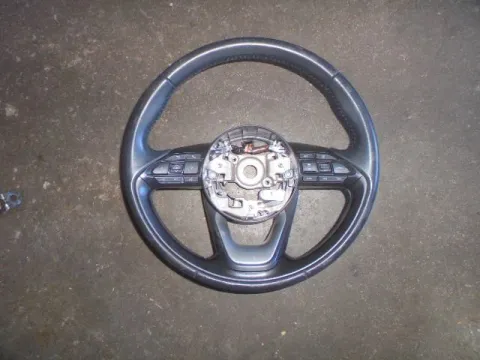 Τιμόνι (Βολάν) Με Χειριστήρια για TOYOTA YARIS (2020 - ) *Γ* Τιμόνι (Βολάν) Με Χειριστήρια για TOYOTA YARIS (2020 - ) *Γ*