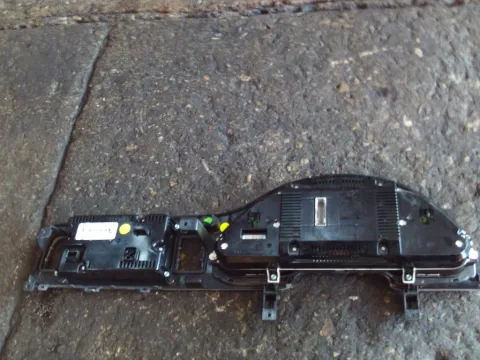 Οθόνη Υπολογιστή Και Κοντέρ 4F0919603 για AUDI A6 (2004 - 2008) (4F)  -  Οθόνη Υπολογιστή Και Κοντέρ 4F0919603 για AUDI A6 (2004 - 2008) (4F)  -