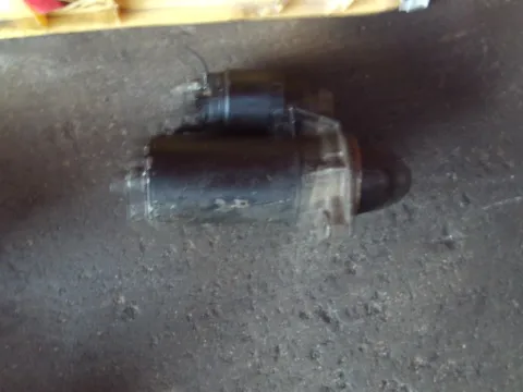 Μίζα 1005821056 για MERCEDES 190E (1984 - 1993) (W201) 2300 (M 102.985) petrol 132  Μίζα 1005821056 για MERCEDES 190E (1984 - 1993) (W201) 2300 (M 102.985) petrol 132