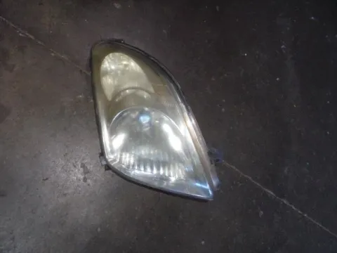 Φανάρι Εμπρός Δεξί (Σπασμένη Βάση) για SUZUKI SWIFT (2006 - 2008) (RS) , (2008 - 2011) (RS)  Φανάρι Εμπρός Δεξί (Σπασμένη Βάση) για SUZUKI SWIFT (2006 - 2008) (RS) , (2008 - 2011) (RS)
