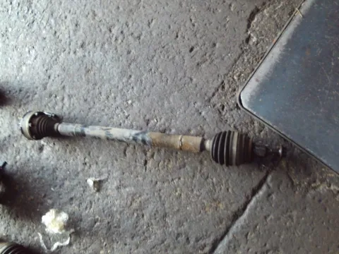 Ημιαξόνιο Εμπρός Δεξί για SKODA OCTAVIA (2008 - 2013) 5 (1Z3-5) 1600 (CAYC) Diesel 105  Ημιαξόνιο Εμπρός Δεξί για SKODA OCTAVIA (2008 - 2013) 5 (1Z3-5) 1600 (CAYC) Diesel 105