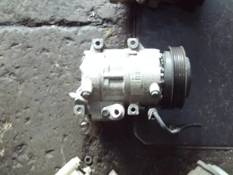 Συμπιεστής A-C (Κομπρέσορας) για HYUNDAI i30 (2007 - 2012) 1400 petrol 105 G4FA  Συμπιεστής A-C (Κομπρέσορας) για HYUNDAI i30 (2007 - 2012) 1400 petrol 105 G4FA
