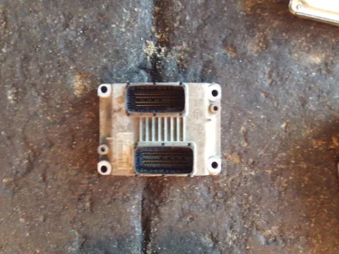 Εγκέφαλος Κινητήρα 0261206715 για ALFA ROMEO 147 (2000 - 2004) (937) 1600 (AR 37203) Petrol 105 16V TS  Εγκέφαλος Κινητήρα 0261206715 για ALFA ROMEO 147 (2000 - 2004) (937) 1600 (AR 37203) Petrol 105 16V TS