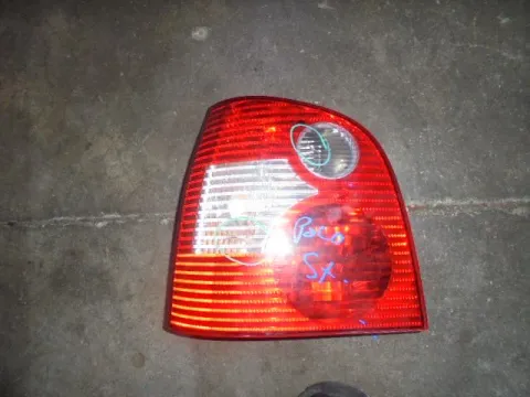 Φανάρι Πίσω Αριστερό (Ραγισμένο) για VW POLO (2002 - 2005) (9N)  Φανάρι Πίσω Αριστερό (Ραγισμένο) για VW POLO (2002 - 2005) (9N)