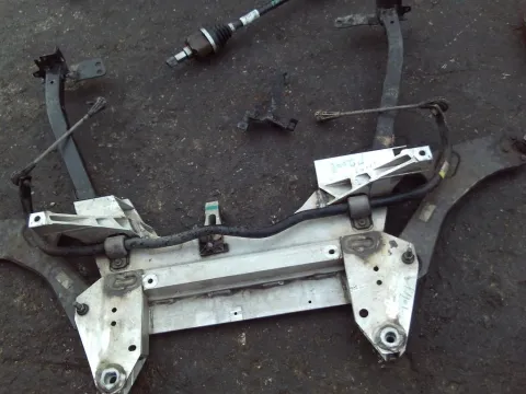 Γέφυρα Εμπρός Οριζόντια για PEUGEOT 2008 (2019 - ) 1500 (YH01) BlueHDI 100 Diesel *ΔΒ* Γέφυρα Εμπρός Οριζόντια για PEUGEOT 2008 (2019 - ) 1500 (YH01) BlueHDI 100 Diesel *ΔΒ*