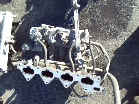Πολλαπλή Εισαγωγής Μεταλική για HYUNDAI H-1 STAREX (2001 - 2007) 2400 petrol 145 16 valve  Πολλαπλή Εισαγωγής Μεταλική για HYUNDAI H-1 STAREX (2001 - 2007) 2400 petrol 145 16 valve