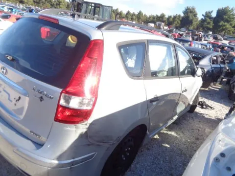 Τροπέτο Αμάξι κομπλέ με Κινητήρα και Σασμάν με Άξονα Πίσω και Ζαντολάστιχα 185/65/15 για HYUNDAI i30 (2007 - 2012) S-Wagon - 5dr 1600 D4FB diesel 116 CRDi *ΔΒ* -  Τροπέτο Αμάξι κομπλέ με Κινητήρα και Σασμάν με Άξονα Πίσω και Ζαντολάστιχα 185/65/15 για HYUNDAI i30 (2007 - 2012) S-Wagon - 5dr 1600 D4FB diesel 116 CRDi *ΔΒ* -