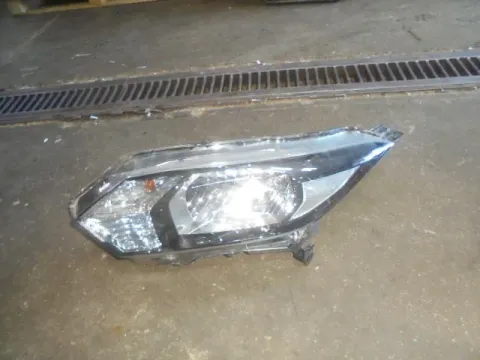 Φανάρι Εμπρός Αριστερό για HONDA HRV (2015 - )  Φανάρι Εμπρός Αριστερό για HONDA HRV (2015 - )