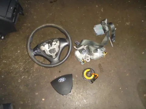 Σετ Αερόσακων Εμπρός (με Ταμπλό) για HYUNDAI i30 (2007 - 2012) *Γ* -  Σετ Αερόσακων Εμπρός (με Ταμπλό) για HYUNDAI i30 (2007 - 2012) *Γ* -