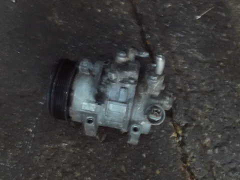 Συμπιεστής A-C (Κομπρέσορας) 270600T010 για TOYOTA AURIS (2009 - 2013) 1600 1ZR-FAE petrol 132  Συμπιεστής A-C (Κομπρέσορας) 270600T010 για TOYOTA AURIS (2009 - 2013) 1600 1ZR-FAE petrol 132