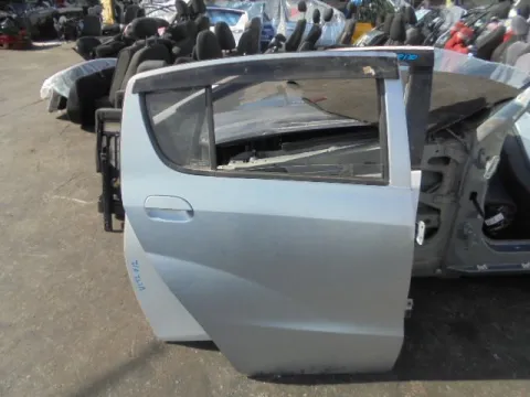 Πόρτα Πίσω Δεξιά για DAIHATSU CUORE (2007 - ) VIII *E* Πόρτα Πίσω Δεξιά για DAIHATSU CUORE (2007 - ) VIII *E*