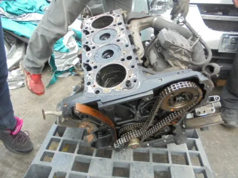 Κινητήρας Κορμός ( D2FA ) ( Για Ανταλλακτικά )  για FORD TRANSIT (2000 - 2006) (FA_ _) Van 2400 (D2F_) Diesel 90 DI (Νέα Γενιά) *ΠΑΛΕΤΑ 187* -  Κινητήρας Κορμός ( D2FA ) ( Για Ανταλλακτικά )  για FORD TRANSIT (2000 - 2006) (FA_ _) Van 2400 (D2F_) Diesel 90 DI (Νέα Γενιά) *ΠΑΛΕΤΑ 187* -