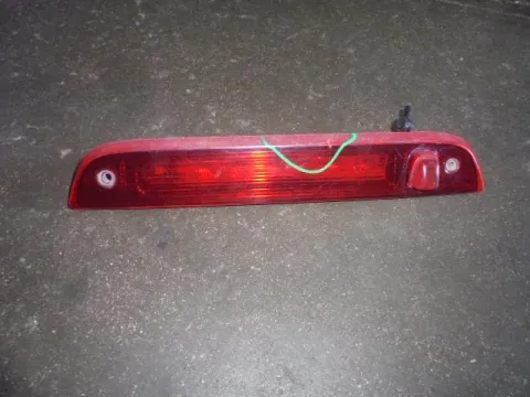 Φανάρι Πίσω Μεσαίο Στοπ (Ραγισμένο) για JEEP PATRIOT (2007 - 2012) (MK74)  Φανάρι Πίσω Μεσαίο Στοπ (Ραγισμένο) για JEEP PATRIOT (2007 - 2012) (MK74)