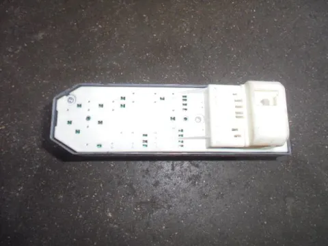 Διακόπτης Παραθύρων Κεντρικός Αριστερής 4πλος 15pin για TOYOTA YARIS (2015 - 2017) - 