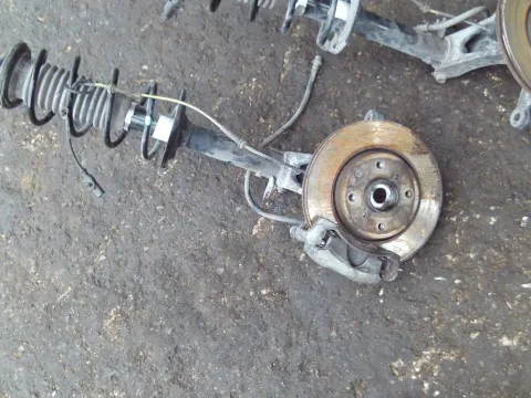 Άκρο Πλήρες Εμπρός Αριστερό Με ABS για TOYOTA AYGO (2017 - ) 1000 Petrol (1KR) VVT-i 75hp  Άκρο Πλήρες Εμπρός Αριστερό Με ABS για TOYOTA AYGO (2017 - ) 1000 Petrol (1KR) VVT-i 75hp