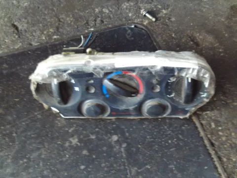 Χειριστήρια Καλοριφέρ για FORD FIESTA (2002 - 2005) Mk5a  Χειριστήρια Καλοριφέρ για FORD FIESTA (2002 - 2005) Mk5a