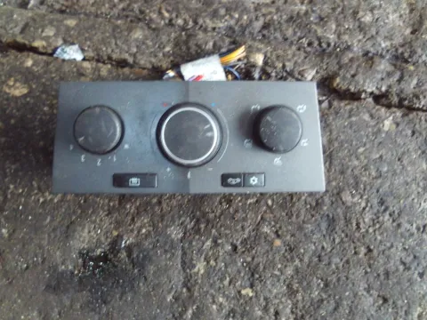 Χειριστήρια Καλοριφέρ για OPEL ASTRA (2004 - 2007) H  Χειριστήρια Καλοριφέρ για OPEL ASTRA (2004 - 2007) H