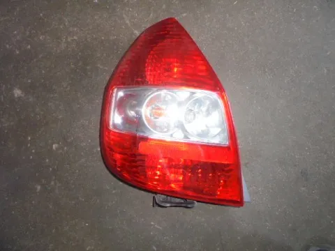 Φανάρι Πίσω Αριστερό για HONDA JAZZ (2002 - 2005) (GD)  Φανάρι Πίσω Αριστερό για HONDA JAZZ (2002 - 2005) (GD)
