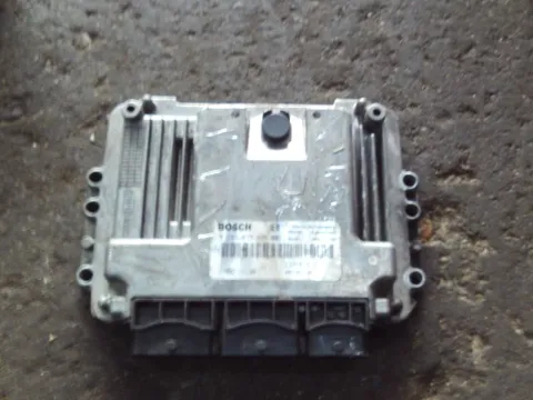 Εγκέφαλος ΣΕΤ Imobilizer 0281015676 για RENAULT MEGANE (2006 - 2008) (LM) (KM) (EM) (CM)  Εγκέφαλος ΣΕΤ Imobilizer 0281015676 για RENAULT MEGANE (2006 - 2008) (LM) (KM) (EM) (CM)
