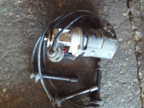 Ντιστριμπιτέρ T4T74271 για NISSAN SUNNY (1991 - 1995) (N14) 1400 (GA14) petrol 75 16V  Ντιστριμπιτέρ T4T74271 για NISSAN SUNNY (1991 - 1995) (N14) 1400 (GA14) petrol 75 16V