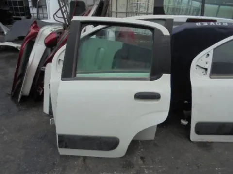 Πόρτα Πίσω Αριστερή για FIAT PANDA (2012 - ) ( ) *Γ* Πόρτα Πίσω Αριστερή για FIAT PANDA (2012 - ) ( ) *Γ*