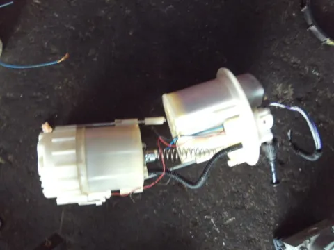 Αντλία Καυσίμου (Τρόμπα Βενζίνης) 770200H041 για TOYOTA AYGO (2005 - 2009) (B10)  Αντλία Καυσίμου (Τρόμπα Βενζίνης) 770200H041 για TOYOTA AYGO (2005 - 2009) (B10)