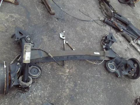 Πίσω Άξονας Ταμπούρα -ABS για FIAT PANDA (2012 - ) ( ) *ΔΒ* Πίσω Άξονας Ταμπούρα -ABS για FIAT PANDA (2012 - ) ( ) *ΔΒ*