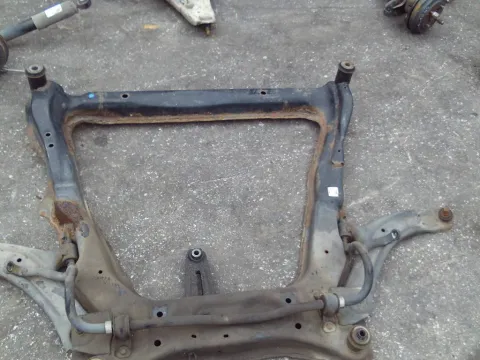 Γέφυρα Εμπρός Πλαίσιο για NISSAN X-TRAIL (2007 - 2011) (T31) *ΔΒ* Γέφυρα Εμπρός Πλαίσιο για NISSAN X-TRAIL (2007 - 2011) (T31) *ΔΒ*