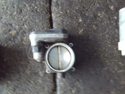 Σώμα Πεταλούδας 1354143595908 για BMW X5 (2004 - 2006) (E53 F-L)  Σώμα Πεταλούδας 1354143595908 για BMW X5 (2004 - 2006) (E53 F-L)