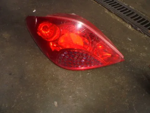 Φανάρι Πίσω Αριστερό (Ελαττωματικό) για PEUGEOT 207 (2006 - 2009) (WA_) (WC_)  Φανάρι Πίσω Αριστερό (Ελαττωματικό) για PEUGEOT 207 (2006 - 2009) (WA_) (WC_)