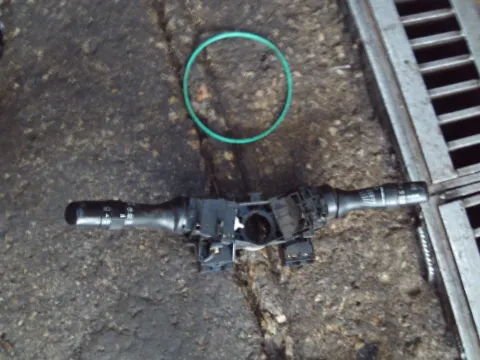 Διακόπτης Φώτων-Φλάς 17F001 για CITROEN C1 (2005 - 2008) (P)  Διακόπτης Φώτων-Φλάς 17F001 για CITROEN C1 (2005 - 2008) (P)