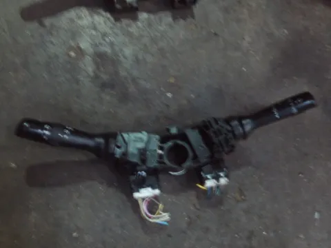 Διακόπτης Φώτων-Φλάς 17F001 για CITROEN C1 (2005 - 2008) (P) "ΤΕΛΑΡΟ 10" (κατω σκαλα) Διακόπτης Φώτων-Φλάς 17F001 για CITROEN C1 (2005 - 2008) (P) "ΤΕΛΑΡΟ 10" (κατω σκαλα)