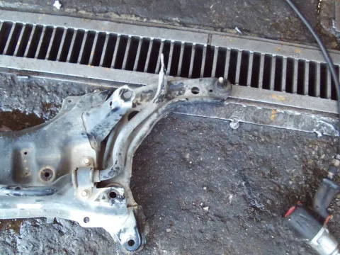Ψαλίδι Εμπρός Δεξί για TOYOTA YARIS (2009 - 2012) (XP90) 1300 (1NR-FE) Petrol 100 (NSP90) *ΔΒ* Ψαλίδι Εμπρός Δεξί για TOYOTA YARIS (2009 - 2012) (XP90) 1300 (1NR-FE) Petrol 100 (NSP90) *ΔΒ*
