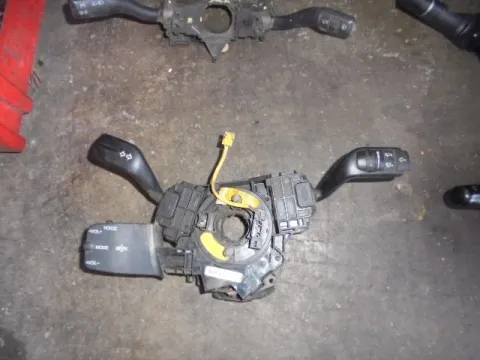 Διακόπτης Φώτων-Φλάς ( 4M5T14A664AB )  για FORD C-MAX (2003 - 2006) Mk1a (C214) MPV - ΠΟΛΥΜΟΡΦΙΚΑ - 5dr , (2007 - 2010) Mk1b (C214)   "ΤΕΛΑΡΟ 17"(ΚΑΤΩ ΣΚΑΛΑ) Διακόπτης Φώτων-Φλάς ( 4M5T14A664AB )  για FORD C-MAX (2003 - 2006) Mk1a (C214) MPV - ΠΟΛΥΜΟΡΦΙΚΑ - 5dr , (2007 - 2010) Mk1b (C214)   "ΤΕΛΑΡΟ 17"(ΚΑΤΩ ΣΚΑΛΑ)