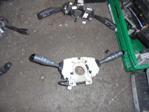 Διακόπτης Φώτων-Φλάς ( A4545401244 ) για SMART FORFOUR (2004 - 2006) (454) Hatchback - 5dr "ΤΕΛΑΡΟ 13"(κατω σκαλα) Διακόπτης Φώτων-Φλάς ( A4545401244 ) για SMART FORFOUR (2004 - 2006) (454) Hatchback - 5dr "ΤΕΛΑΡΟ 13"(κατω σκαλα)