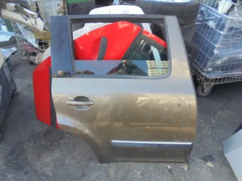 Πόρτα Πίσω Δεξιά για SKODA YETI (2009 - 2014) *Ε* Πόρτα Πίσω Δεξιά για SKODA YETI (2009 - 2014) *Ε*