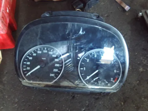 Όργανα Ταμπλό Κοντέρ 102493262 για BMW 1 Series (2004 - 2007) (E87)  Όργανα Ταμπλό Κοντέρ 102493262 για BMW 1 Series (2004 - 2007) (E87)