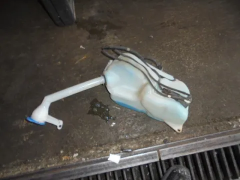 Δοχείο Υαλοκαθαριστήρων Με Μοτέρ για NISSAN QASHQAI (2007 - 2010) (J10) (JJ10)  Δοχείο Υαλοκαθαριστήρων Με Μοτέρ για NISSAN QASHQAI (2007 - 2010) (J10) (JJ10)