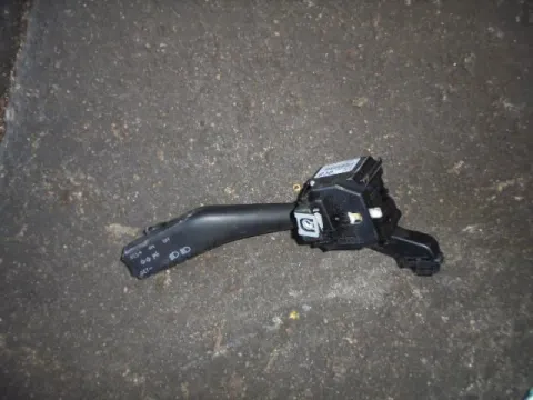 Διακόπτης Φώτων-Φλάς ( 1K0953513A )  για SEAT TOLEDO (2005 - 2009) (5P) MPV - ΠΟΛΥΜΟΡΦΙΚΑ - 5dr , VW GOLF (2009 - 2013) Mk6 (5K1) Hatchback - 5dr  Διακόπτης Φώτων-Φλάς ( 1K0953513A )  για SEAT TOLEDO (2005 - 2009) (5P) MPV - ΠΟΛΥΜΟΡΦΙΚΑ - 5dr , VW GOLF (2009 - 2013) Mk6 (5K1) Hatchback - 5dr