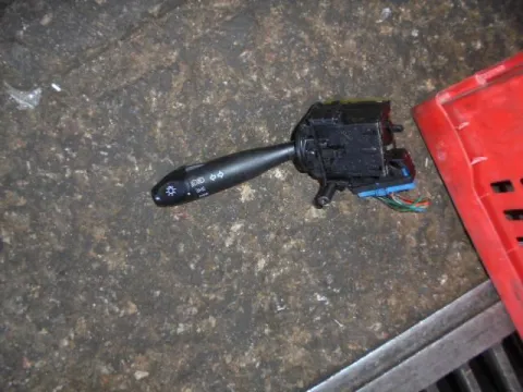 Διακόπτης Φώτων-Φλάς ( 32932A )  για HYUNDAI GETZ (2002 - 2005) (TB) Hatchback - 5dr "ΤΕΛΑΡΟ 16"(κατω σκαλα) Διακόπτης Φώτων-Φλάς ( 32932A )  για HYUNDAI GETZ (2002 - 2005) (TB) Hatchback - 5dr "ΤΕΛΑΡΟ 16"(κατω σκαλα)