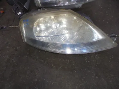 Φανάρι Εμπρός Δεξί (Σπασμένη Βάση) για CITROEN C3 (2002 - 2006) (FC) , (2006 - 2010) (FC)  Φανάρι Εμπρός Δεξί (Σπασμένη Βάση) για CITROEN C3 (2002 - 2006) (FC) , (2006 - 2010) (FC)