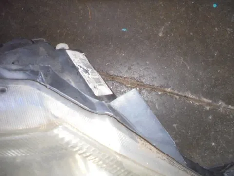 Φανάρι Εμπρός Δεξί (Σπασμένη Βάση) για CITROEN C3 (2002 - 2006) (FC) , (2006 - 2010) (FC)  -  Φανάρι Εμπρός Δεξί (Σπασμένη Βάση) για CITROEN C3 (2002 - 2006) (FC) , (2006 - 2010) (FC)  -
