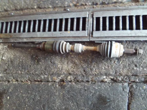 Ημιαξόνιο Εμπρός Αριστερό Με ABS για MITSUBISHI OUTLANDER (2003 - 2006) (CU) 2000 (4G63) Petrol 136 2WD  Ημιαξόνιο Εμπρός Αριστερό Με ABS για MITSUBISHI OUTLANDER (2003 - 2006) (CU) 2000 (4G63) Petrol 136 2WD