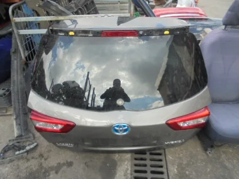 Πορτ-Μπαγκάζ (Χωρίς Αεροτομή) για TOYOTA YARIS (2015 - 2017) , (2017 - 2020)  Πορτ-Μπαγκάζ (Χωρίς Αεροτομή) για TOYOTA YARIS (2015 - 2017) , (2017 - 2020)