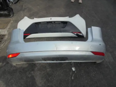 Προφυλακτήρας Πίσω Με Parktronic (Λίγο Χτυπημένος)  για VW TOURAN (2011 - 2015) ()  Προφυλακτήρας Πίσω Με Parktronic (Λίγο Χτυπημένος)  για VW TOURAN (2011 - 2015) ()