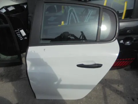 Πόρτα Πίσω Αριστερή (Λίγο Χτυπημένη)  για PEUGEOT 208 (2019 - ) *Γ* Πόρτα Πίσω Αριστερή (Λίγο Χτυπημένη)  για PEUGEOT 208 (2019 - ) *Γ*