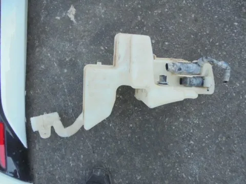 Δοχείο Υαλοκαθαριστήρων Με Μοτέρ για VW TOURAN (2011 - 2015) ()  Δοχείο Υαλοκαθαριστήρων Με Μοτέρ για VW TOURAN (2011 - 2015) ()