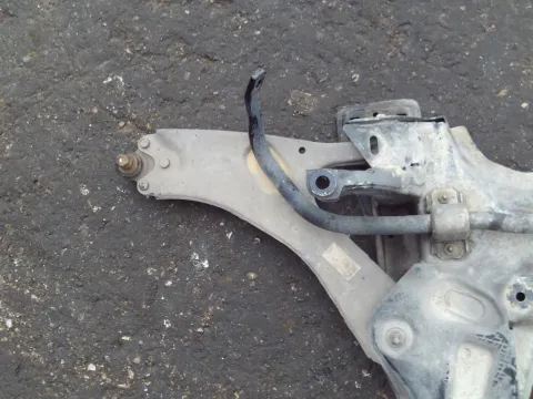 Ψαλίδι Εμπρός Αριστερό για PEUGEOT 2008 (2019 - ) 1500 (YH01) BlueHDI 100 Diesel *ΔΒ* Ψαλίδι Εμπρός Αριστερό για PEUGEOT 2008 (2019 - ) 1500 (YH01) BlueHDI 100 Diesel *ΔΒ*