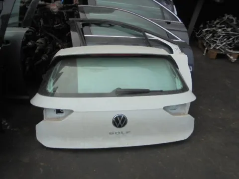 Πορτ-Μπαγκάζ για VW GOLF (2020 - ) Mk8  Πορτ-Μπαγκάζ για VW GOLF (2020 - ) Mk8