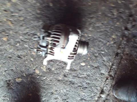 Δυναμό - Εναλλάκτης για AUDI A4 (1999 - 2001) (8D) 1600 (AHL) Petrol 100  Δυναμό - Εναλλάκτης για AUDI A4 (1999 - 2001) (8D) 1600 (AHL) Petrol 100